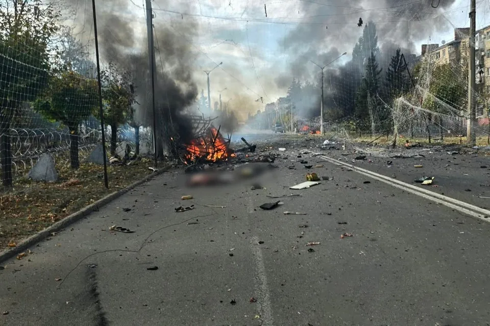 RUSYA, UKRAYNA'NIN KRAMATORSK KENTİNDE OTOBÜS DURAĞINI VURMASI SONUCU 12 KİŞİ HAYATINI KAYBETTİ, 14 KİŞİ DE YARALANDI.