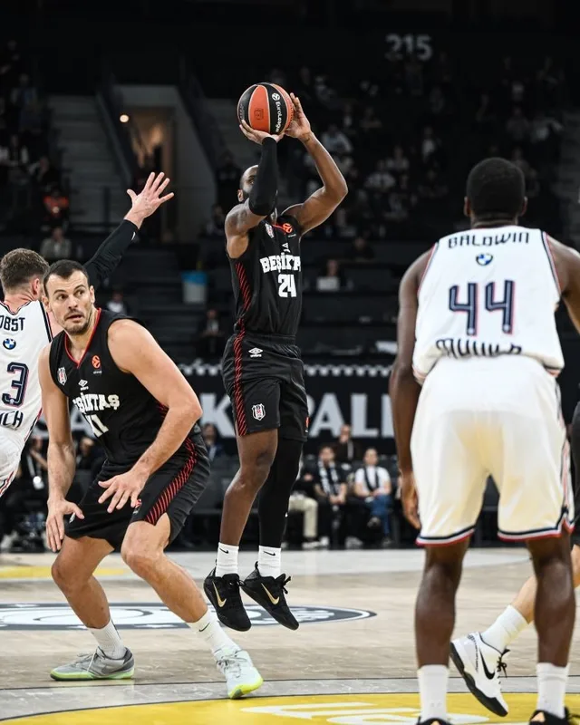 EUROLEAGUE'İN 6. HAFTASINDA BEŞİKTAŞ, SAHASINDA ALMAN EKİBİ BAYERN MÜNİH'İ 95-87 MAĞLUP ETTİ.