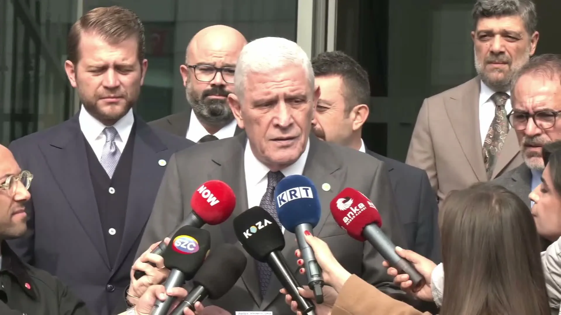 Müsavat Dervişoğlu, Devlet Bahçeli'yle görüntüsünü savundu