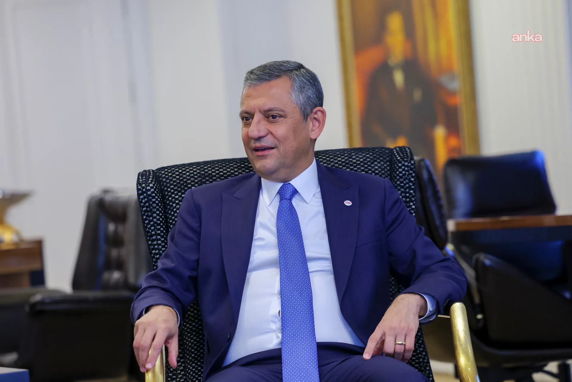 YENİ Parti-TİP görüşmesi... Özgür Özel: “Rehin alan mülkün sahibi olmaz. Mülkün asıl sahibi hala İzmirlilerdir” — fotoğraf 5