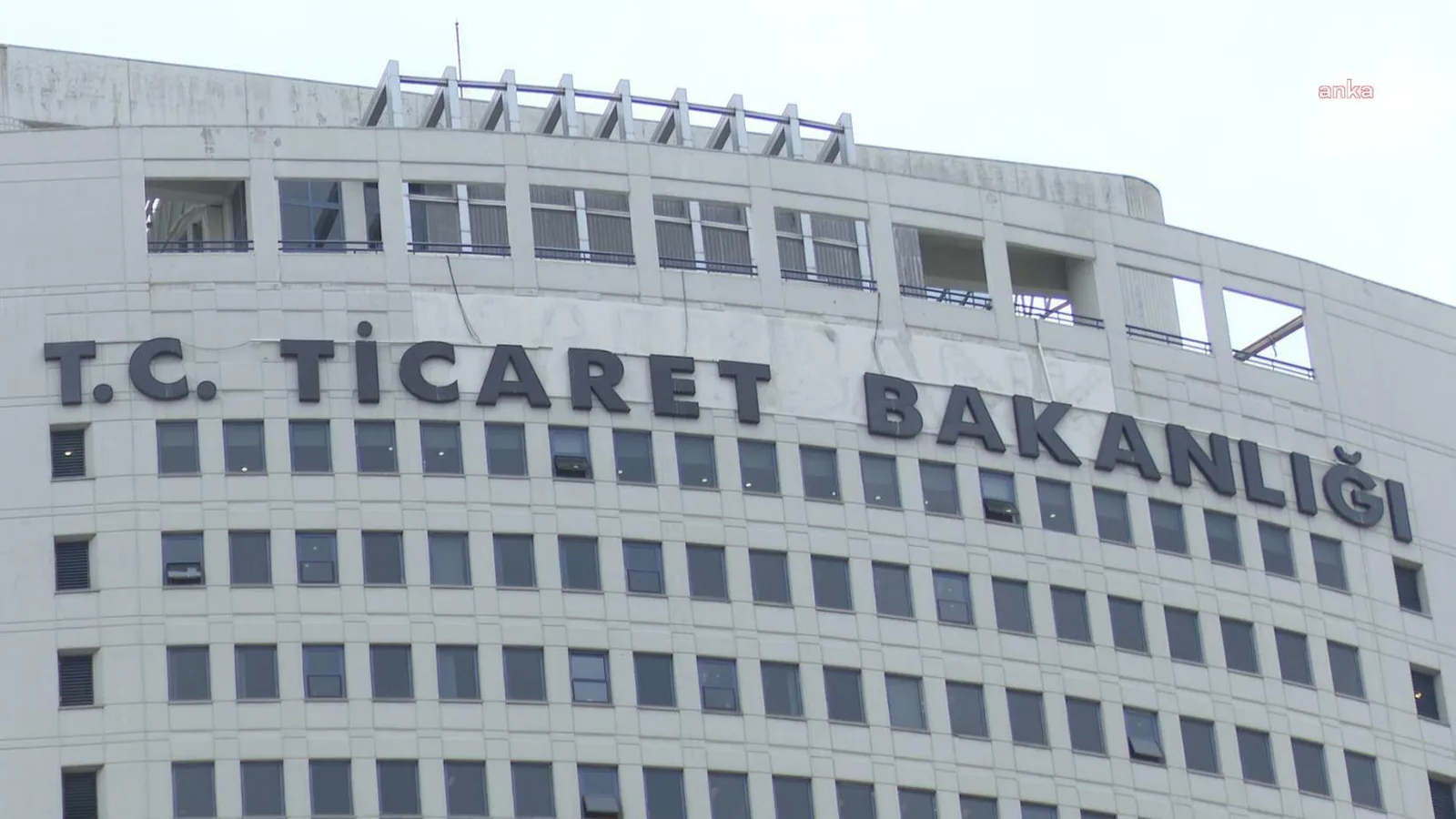 Ticaret Bakanlığı'ndan 9 ayda 11,7 milyar TL'lik ek tahakkuk ve ceza kararı